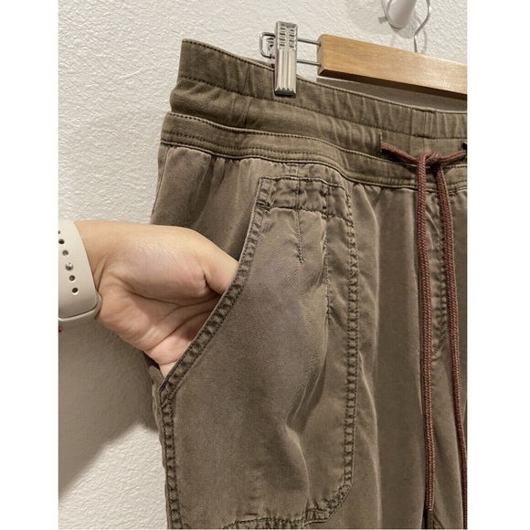 BY ANTHROPOLOGIE The Normad High Rise Jogger Size S - Picture 5 of 9